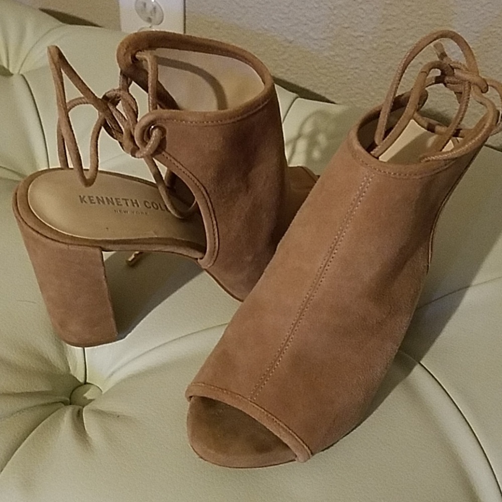 Pair of High heels